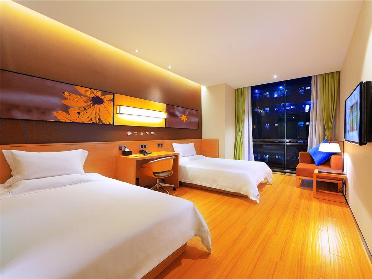 Iu Hotel Guiyang Shibei Road Εξωτερικό φωτογραφία